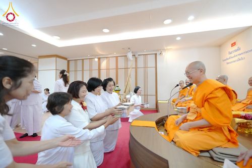 ภาพ No.346878:วันพฤหัสบดีที่ 27 สิงหาคม พ.ศ. 2569  พิธีปฏิบัติธรรมและทอดผ้าป่าบำรุงวัด เนื่องในวันธรรมชัย ณ วัดพระธรรมกายโตเกียว ประเทศญี่ปุ่น
