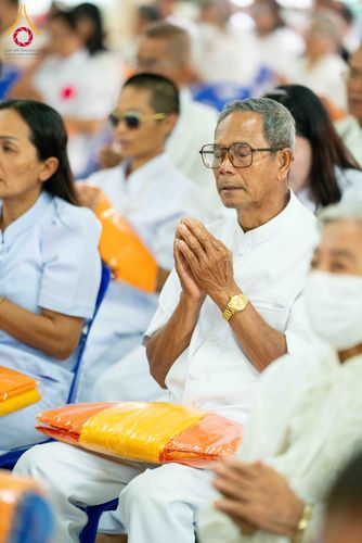 ภาพ No.300748:วันที่ 22 มกราคม พ.ศ. 2569 พิธีทอดผ้าป่าทำนุบำรุงศาสนสถาน ณ วัดบางช้างใต้ อ.สามพราน จ.นครปฐม ในโครงการธรรมยาตรา กตัญญูบูชา มหาปูชนียาจารย์ พระมงคลเทพมุนี(สด จนฺทสโร) พระผู้ปราบมาร อนุสรณ์สถาน 7 แห่ง ปีที่ 14