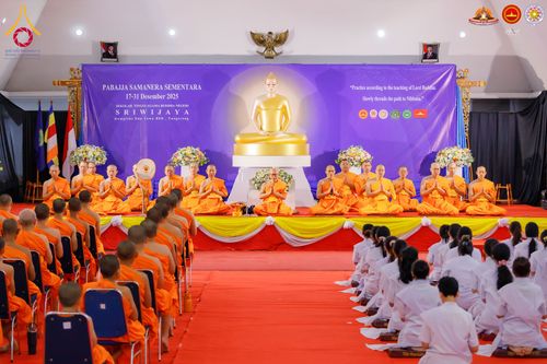 ภาพ No.279972:วันที่ 31 ธันวาคม พ.ศ. 2568 พิธีปิดโครงการอบรมสามเณรอินโดนีเซีย