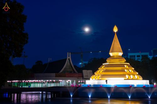 ภาพ No.81906:พิธีจุดวิสาขประทีปและเวียนประทักษิณ เนื่องในวันวิสาขบูชา วันเสาร์ที่ 3 มิถุนายน 2566 ณ ลานธรรมพระมหาธรรมกายเจดีย์ วัดพระธรรมกาย จ.ปทุมธานี