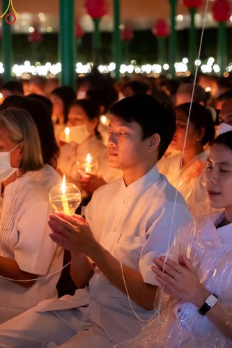ภาพ No.89372:พิธีประดิษฐานรูปหล่อทองคำ  คุณยายอาจารย์มหารัตนอุบาสิกาจันทร์ ขนนกยูง ภายในมหาวิหารคุณยายอาจารย์ฯ เนื่องในวันครูผู้ค้นพบวิชชาธรรมกาย วันศุกร์ที่ 29 กันยายน พ.ศ. 2566 ณ วัดพระธรรมกาย จ.ปทุมธานี