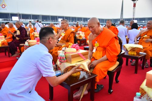 ภาพ No.325078:วันที่ 22 เมษายน พ.ศ.2569 (วันคุ้มครองโลก) พิธีถวายมหาสังฆทาน 40,000 กว่าวัดทั่วประเทศ (ชุดที่ 2) ณ ลานธรรม พระมหาธรรมกายเจดีย์ วัดพระธรรมกาย