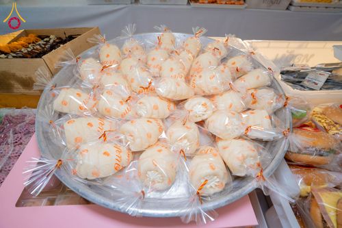 ภาพ No.301880:วันที่ 24 มกราคม พ.ศ. 2569 พิธีถวายภัตตาหารเป็นสังฆทาน แด่พระธรรมยาตรา ณ อนุสรณ์สถานบางปลา วัดบางปลา อำเภอบางเลน จังหวัดนครปฐม ในโครงการธรรมยาตรา กตัญญูบูชา มหาปูชนียาจารย์ พระมงคลเทพมุนี(สด จนฺทสโร) พระผู้ปราบมาร อนุสรณ์สถาน 7 แห่ง ปีที่ 14