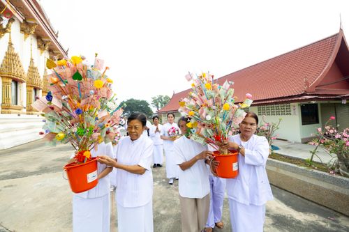 ภาพ No.301191:วันที่ 22 มกราคม พ.ศ. 2569 พิธีทอดผ้าป่าทำนุบำรุงศาสนสถาน ณ วัดใหม่พิบูลย์ผล อ.สองพี่น้อง จ.สุพรรณบุรี ในโครงการธรรมยาตรา กตัญญูบูชา มหาปูชนียาจารย์ พระมงคลเทพมุนี(สด จนฺทสโร) พระผู้ปราบมาร อนุสรณ์สถาน 7 แห่ง ปีที่ 14