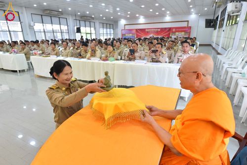 ภาพ No.344138:วันจันทร์ที่ 10 สิงหาคม พ.ศ. 2569  วัดพระธรรมกาย มูลนิธิธรรมกาย และคณะศิษย์ฯ ร่วมส่งแรงใจ “นักปกครองท้องที่ของประชาชน” เนื่องในวันกำนัน ผู้ใหญ่บ้าน 2569 พร้อมร่วมยินดีรางวัลแห่งความภาคภูมิใจของชาวอำเภอคลองหลวง