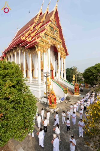 ภาพ No.300325:วันที่ 22 มกราคม พ.ศ. 2569 พิธีทอดผ้าป่าทำนุบำรุงศาสนสถาน ณ วัดรางกำหยาด ต.บางภาษี อ.บางเลน จ.นครปฐม ในโครงการธรรมยาตรา กตัญญูบูชา มหาปูชนียาจารย์ พระมงคลเทพมุนี(สด จนฺทสโร) พระผู้ปราบมาร อนุสรณ์สถาน 7 แห่ง ปีที่ 14