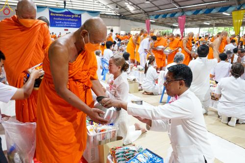 ภาพ No.82259:พิธีตักบาตรพระ 1,000 รูป ปีที่ 8 วันเสาร์ที่ 10 มิถุนายน 2566 ณ ธุดงคสถานล้านนา อ.สันทราย จ.เชียงใหม่