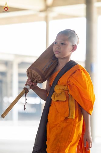 ภาพ No.81023:การฝึกเดินธุดงค์ของสามเณร ในโครงการบรรพชาสามเณรเพื่อฟื้นฟูพระพุทธศาสนาทั่วไทย ประจำปี 2566 ณ วิหารคดชั้น2 วัดพระธรรมกาย