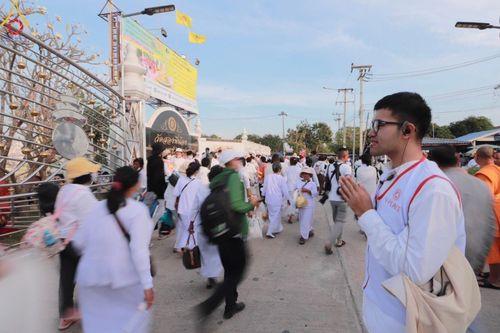 ภาพ No.204003:V.52 สารพัดV สารพัดดี ที่วัดสองพี่น้อง ในโครงการธรรมยาตรา กตัญญูบูชา มหาปูชนียาจารย์ พระมงคลเทพมุนี(สด จนฺทสโร) พระผู้ปราบมาร อนุสรณ์สถาน 7 แห่ง ปีที่ 13 ระหว่างวันที่ 2-31 มกราคม พ.ศ. 2568