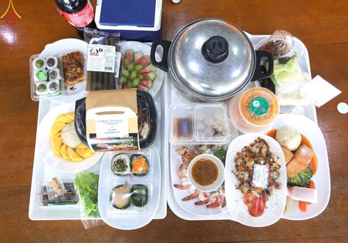 ภาพ No.162116:พิธีถวายภัตตาหารเมนูสวรรค์ เนื่องในวันออกพรรษา (ขึ้น 15 ค่ำ เดือน 11) วันพฤหัสบดีที่ 17 ตุลาคม พ.ศ. 2567 ณ หอฉันคุณยายอาจารย์ฯ วัดพระธรรมกาย