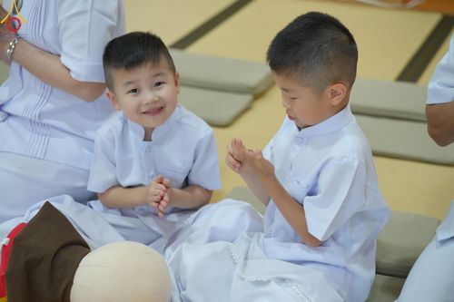 ภาพ No.140544:พิธีทอดผ้าป่าฉลองชัย 20 ปี วัดพระธรรมกายคานากาว่า วันเสาร์ที่ 8 มิถุนายน พ.ศ. 2567