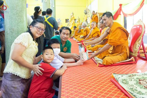 ภาพ No.98435:พิธีทอดกฐินสามัคคีทั่วไทย 5,000 วัด ณ วัดท่าเสา จ.นครปฐม วันที่ 25 พฤศจิกายน พ.ศ. 2566