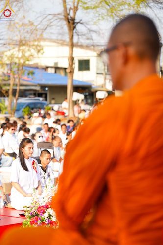ภาพ No.58102:พิธีตักบาตรพระภิกษุและสามเณร 180 รูป ณ ลานองค์พระสมุทรเจดีย์ จ.สมุทรปราการ วันเสาร์ที่ 27 เมษายน พ.ศ. 2567