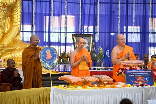 ภาพ No.263283:วันที่ 14 ตุลาคม พ.ศ. 2568 กฐินวัดถ้ำพุทธตรีรัศมี เมืองนาสิก รัฐมหาราษฎร์ ประเทศอินเดีย 