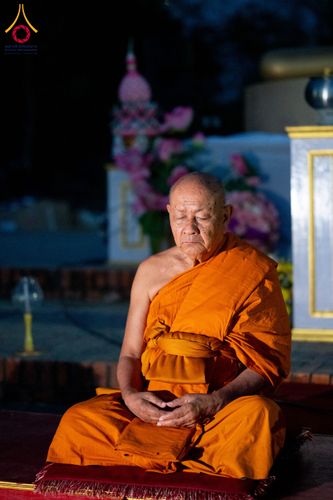 ภาพ No.130606:พิธีจุดโคมประทีปถวายเป็นพุทธบูชา ในโครงการบรรพชา 1,250 รูป ณ มหาวิหารมายาเทวี แดนประสูติ สวนลุมพินี ประเทศเนปาล วันที่ 9 มีนาคม พ.ศ. 2567