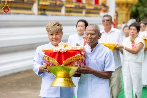 ภาพ No.231774:วันเสาร์ ที่ 5 กรกฎาคม พ.ศ. 2568 พิธีบรรพชา อุปสมบท โครงการอุปสมบท บูชาธรรมมหาปูชนียาจารย์ รุ่นเข้าพรรษา ณ วัดเกาะแก้วประชานุรักษ์ อ.วังทอง  จ.พิษณุโลก