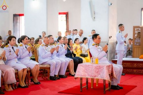 ภาพ No.214756:พิธีต้อนรับสัญญาบัตร พัดยศ พระราชวิเทศวชิรเวที (บัณฑิต วรปญฺโญ) เจ้าอาวาสวัดพระธรรมกายสกอตแลนด์ สหราชอาณาจักร ผู้ช่วยเจ้าอาวาสวัดพระธรรมกาย ณ อุโบสถพระไตรปิฏก วัดพระธรรมกาย