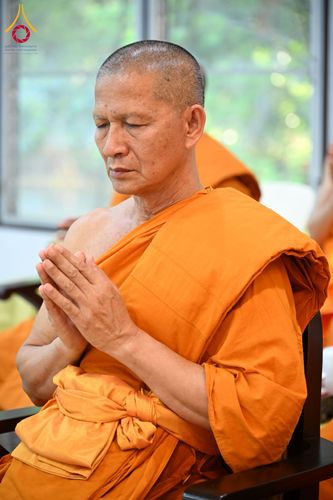 ภาพ No.57884:นายอำเภอคลองหลวง นำพสกนิกรร่วมพิธีเจริญพระพุทธมนต์ ถวายเป็นพระราชกุศล เนื่องในโอกาสวันคล้ายวันประสูติ สมเด็จพระเจ้าลูกยาเธอ เจ้าฟ้าทีปังกรรัศมีโชติฯ ณ วัดพระธรรมกาย วันจันทร์ที่ 29 เมษายน พ.ศ. 2567