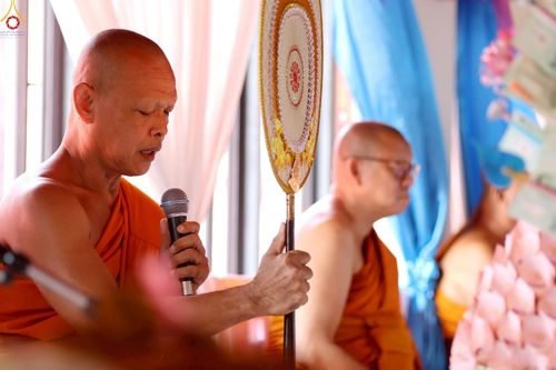 ภาพ No.250172:วันพุธที่ 8 ตุลาคม พ.ศ. 2568 พิธีทอดกฐินสามัคคีทั่วไทย 30,000 วัด โดยคณะศิษยานุศิษย์ บูชาธรรม 81 ปี หลวงพ่อธัมมชโย ณ วัดดอนไก่ดี อ.กระทุ่มแบน จ.สมุทรสาคร