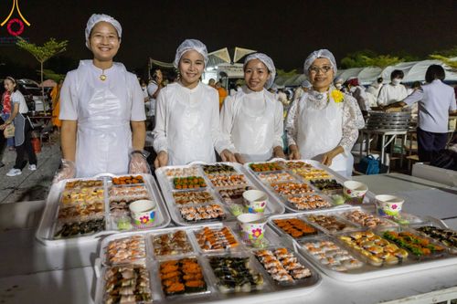 ภาพ No.115042:พิธีถวายภัตตาหารเป็นสังฆทาน แด่คณะพระธรรมยาตรา ปีที่ 12 วันที่ 19 มกราคม พ.ศ. 2567 ณ วัดโบสถ์(บน) บางคูเวียง จ.นนทบุรี