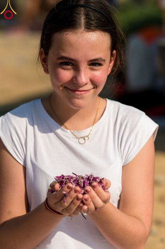 ภาพ No.107845:พิธีต้อนรับพระธรรมยาตรา ในโครงการธรรมยาตรากตัญญูบูชา มหาปูชนียาจารย์ พระมงคลเทพมุนี(สด จนฺทสโร) พระผู้ปราบมาร อนุสรณ์สถาน 7 แห่ง ปีที่ 12 วันที่ 7 มกราคม พ.ศ. 2567 ณ อนุสรณ์สถานคลองบางนางแท่น  อ.สามพราน จ.นครปฐม