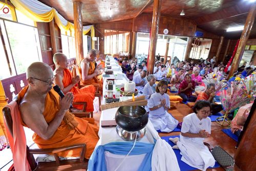 ภาพ No.262325:วันที่ 19 ตุลาคม พ.ศ. 2568 พิธีทอดกฐินสามัคคีทั่วไทย 30,000 วัด โดยคณะศิษยานุศิษย์ บูชาธรรม 81 ปี หลวงพ่อธัมมชโย ณ วัดป่าหมาก ต.แม่ลาน้อย อ.แม่ลาน้อย จ.แม่ฮ่องสอน