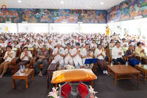 ภาพ No.92524:พิธีทอดกฐินสามัคคีทั่วไทย ณ วัดโบสถ์บน ต.บางคูเวียง อ.บางกรวย จังหวัดนนทบุรี วันเสาร์ที่ 4 พฤศจิกายน พ.ศ. 2566