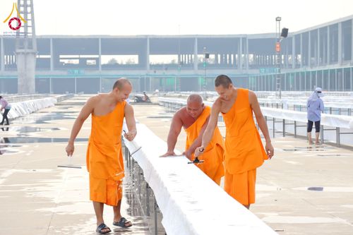 ภาพ No.217721:วันที่ 10-14 เมษายน พ.ศ. 2568 เจ้าหน้าที่อาสาสมัคร เตรียมงานวันคุ้มครองโลก ชุดที่ 2 วัดพระธรรมกาย จ.ปทุมธานี