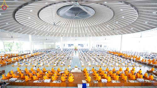 ภาพ No.115527:พิธีเจริญพระพุทธมนต์ และถวายภัตตาหาร ในวาระครบ 115 ปี วันคล้ายวันเกิด คุณยายอาจารย์ มหารัตนอุบาสิกาจันทน์ ขนนกยูง (ผู้ให้กำเนิดวัดพระธรรมกาย) วันศุกร์ที่ 19 มกราคม พ.ศ. 2567 ณ หอฉันคุณยายอาจารย์ วัดพระธรรมกาย