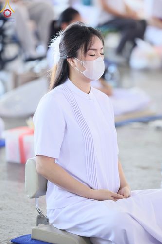 ภาพ No.102378:พิธีถวายอุปกรณ์ทำความสะอาด ณ บ้านแก้วเรือนทองคุณยายอาจารย์ฯ วัดพระธรรมกาย วันเสาร์ที่ 16 ธันวาคม พ.ศ. 2566