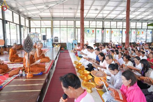 ภาพ No.168491:พิธีทอดกฐิน ณ วัดป่าศรีสุวรรณ จ.ชัยภูมิ ในโครงการกฐินสามัคคีทั่วไทย 30,000 วัด บูชาธรรม 80 ปี หลวงพ่อธัมมชโย โดยคณะศิษยานุศิษย์วัดพระธรรมกาย วันที่ 20 ตุลาคม พ.ศ. 2567