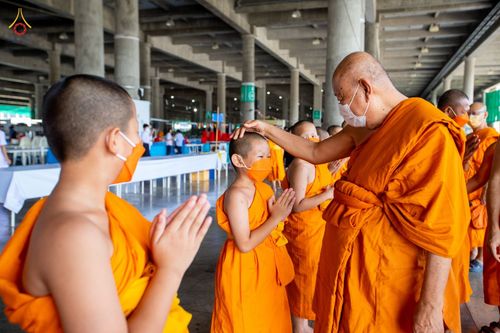 ภาพ No.80425:องค์กรภาคีเครือข่าย "บวร" จังหวัดปทุมธานี ศึกษาดูงานโครงการบรรพชาสามเณรฟื้นฟูพระพุทธศาสนาทั่วไทย ชมนิทรรศการ และสื่อนวัตกรรมพระพุทธศาสนาภาพยนต์ 3 มิติ - จักรวาลนฤมิต เรื่อง "พระสัมมาสัมพุทธเจ้า พระบรมศาสดาเอกของโลก" วันศุกร์ที่ 28 เมษายน พ.ศ.2566