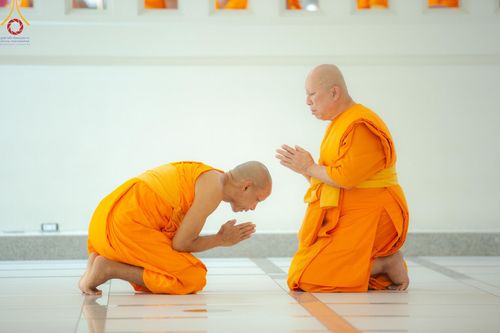 ภาพ No.145546:พิธีอธิษฐานพรรษาของคณะสงฆ์วัดพระธรรมกาย ณ อุโบสถพระไตรปิฎก วัดพระธรรมกาย วันอาทิตย์ที่ 21 กรกฎาคม พ.ศ. 2567