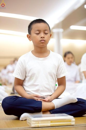 ภาพ No.228304:วันอาทิตย์ที่ 8 มิถุนายน พ.ศ. 2568 พิธีถวายทุนสนับสนุนพระไตรปิฎกฉบับธรรมชัย และอนุรักษ์คัมภีร์โบราณ ณ ห้องแก้วสารพัดนึก 2 วัดพระธรรมกาย