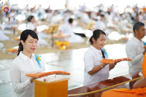 ภาพ No.209888:วันพุธที่ 26 กุมภาพันธ์ พ.ศ. 2568 พิธีบุพเปตพลี ครั้งที่ 159 ณ หอฉันคุณยายอาจารย์จันทร์ขนนกยูง วัดพระธรรมกาย