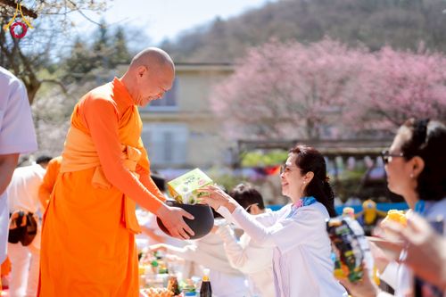 ภาพ No.221228:วันที่ 12 เมษายน พ.ศ. 2568 พิธีเปิดวัดพระธรรมกายนางาโน่ (แห่งใหม่) ประเทศญี่ปุ่น