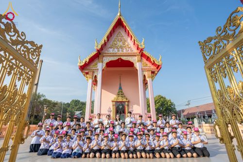 ภาพ No.205004:พิธีทอดผ้าป่าทำนุบำรุงศาสนสถาน ณ วัดบ่อทอง ตำบลคูขวาง อำเภอลาดหลุมแก้ว จังหวัดปทุมธานี ในโครงการธรรมยาตรา กตัญญูบูชา มหาปูชนียาจารย์ พระมงคลเทพมุนี(สด จนฺทสโร) พระผู้ปราบมาร อนุสรณ์สถาน 7 แห่ง ปีที่ 13 วันที่ 30 มกราคม พ.ศ. 2568 