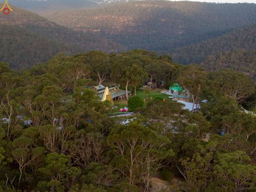 ภาพ No.260585:วันอาทิตย์ที่ 19 ตุลาคม พ.ศ. 2568 พิธีทอดกฐินสามัคคี ณ วัดพระธรรมกายซิดนีย์ ประเทศออสเตรเลีย  เพื่อสร้างอาคารปฏิบัติธรรม “คุณยายอาจารย์มหารัตนอุบาสิกาจันทร์ ขนนกยูง”