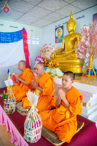 ภาพ No.173342:พิธีทอดกฐิน วัดศรีดงเย็น จ.ลำพูน ในโครงการกฐินสามัคคีทั่วไทย 30,000 วัด บูชาธรรม 80 ปี หลวงพ่อธัมมชโย โดยคณะศิษยานุศิษย์วัดพระธรรมกาย วันที่ 31 ตุลาคม พ.ศ. 2567