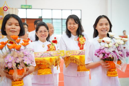 ภาพ No.173765:พิธีทอดกฐิน ศูนย์ปฏิบัติธรรม "ธรรมโยธิน" วัดแก้วธรรมชัยมาเลเซีย วันที่ 27 ตุลาคม พ.ศ. 2567