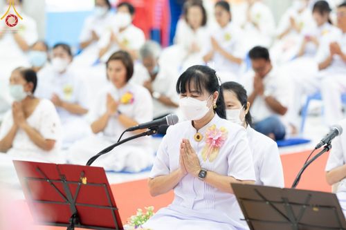 ภาพ No.86033:งานบุญครบรอบ 12 ปี ณ ศูนย์อบรมเยาวชนนครปฐม วันเสาร์ ที่ 19 สิงหาคม พ.ศ. 2566 พิธีทอดผ้าป่าบำรุงศูนย์ และพิธีเจริญพระพุทธมนต์ ฉลองหอฉันคุณยายฯ ประธานสงฆ์  พระมหาคมสัน  ธมฺมาสนฺโน ประธานบุญพิธี กัลฯสุนทรินทร์  จันทนา และคณะเจ้าภาพจังหวัดนครปฐม