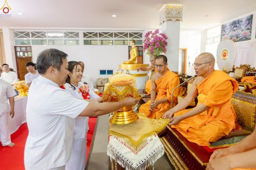 ภาพ No.260272:วันที่ 18 ตุลาคม พ.ศ. 2568 พิธีทอดกฐินสามัคคีทั่วไทย 30,000 วัด โดยคณะศิษยานุศิษย์ บูชาธรรม 81 ปี หลวงพ่อธัมมชโย ณ วัดกิ่วลม ต.บ่อหลวง อ.ฮอด จ.เชียงใหม่