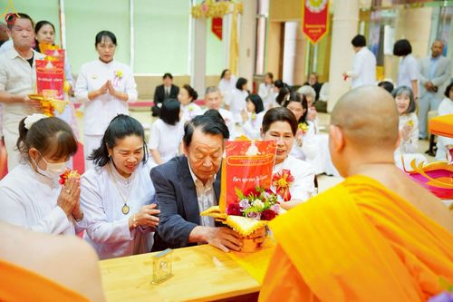 ภาพ No.262276:วันที่ 19 ตุลาคม พ.ศ. 2568 พิธีทอดกฐินเพื่อสร้าง ธรรมอุทยานลอยฟ้า 81 ปี หลวงพ่อธัมมชโย ณ วัดพระธรรมกายยามานาชิ ประเทศญี่ปุ่น 