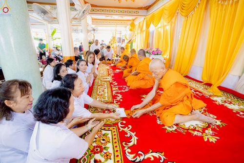 ภาพ No.266689:วันที่ 25 ตุลาคม พ.ศ. 2568 พิธีทอดกฐินสามัคคีทั่วไทย ณ วัดนาคราช อ.บางบ่อ จ.สมุทรปราการ โดยคณะศิษยานุศิษย์ บูชาธรรม 81 ปี หลวงพ่อธัมมชโย