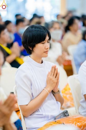 ภาพ No.170832:พิธีทอดกฐิน ณ วัดคูหาสวรรค์ จ.ราชบุรี ในโครงการกฐินสามัคคีทั่วไทย 30,000 วัด บูชาธรรม 80 ปี หลวงพ่อธัมมชโย โดยคณะศิษยานุศิษย์วัดพระธรรมกาย วันที่ 27 ตุลาคม พ.ศ. 2567