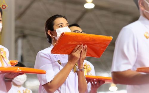 ภาพ No.88934:พิธีทอดผ้าป่าสมทบกฐินครั้งที่ 2 วันศุกร์ที่ 29 กันยายน พ.ศ. 2566 วันเพ็ญขึ้น 15 ค่ำ เดือน 10 ณ ห้องแก้วสารพัดนึก 1 วัดพระธรรมกาย