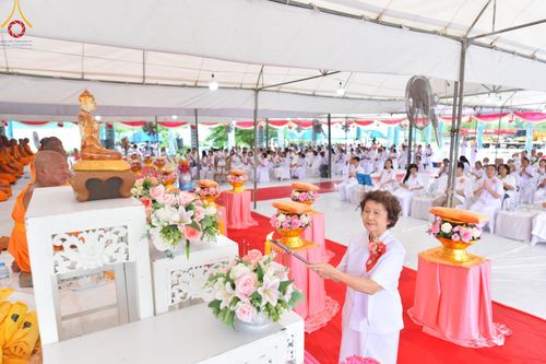 ภาพ No.158096:พิธีทอดผ้าป่า ติดตั้งแผ่นสิริฉะทะนะรัสมี(หลังคา) อาคาร 80 ปี หลวงพ่อธัมมชโย วันอาทิตย์ที่ 22 กันยายน พ.ศ. 2567 ณ ศูนย์ปฏิบัติธรรมวิหารแดง อ.วิหารแดง จ.สระบุรี