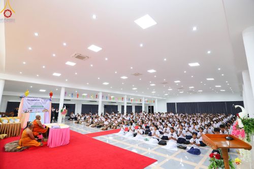 ภาพ No.102598:วันรวมพลังเด็กดี V-Star ผู้นำฟื้นฟูศีลธรรมโลก จังหวัดชุมพร วันที่ 15 ธันวาคม พ.ศ. 2566 ณ ธุดงคสถานชุมพร อ.เมือง จ.ชุมพร