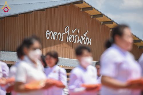 ภาพ No.211507:วันอาทิตย์ที่ 16 มีนาคม พ.ศ. 2568 พิธีทอดผ้าป่าฉลองปทุมเจดีย์ ณ ศูนย์อบรมเยาวชนปัตตานี