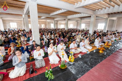 ภาพ No.173266:พิธีทอดกฐินต่างประเทศ ในนามหลวงพ่อธัมมชโย ณ วัดสิริวิเวก เพื่อถวายที่ดินส่วนขยาย 200 ไร่ แขวงจำปาสัก สปป. ลาว วันพุธที่ 30 ตุลาคม พ.ศ. 2567